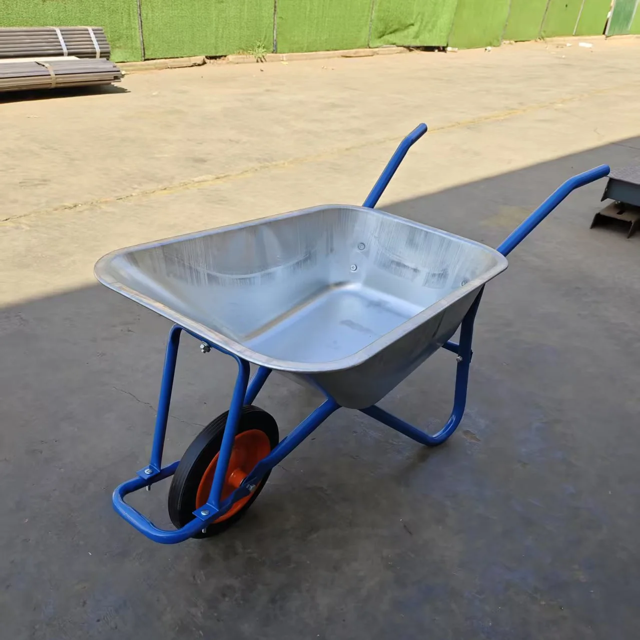 Garden Wheelbarrows and Utility Carts